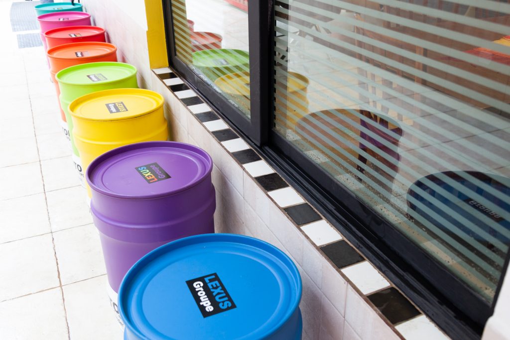 Pantone Metallics - Espaço da Cor Pantone - Lexus Groupe Pantone Metallics - Espaço da Cor Pantone - Lexus Groupe